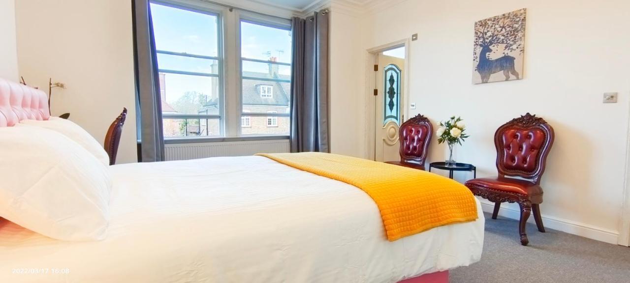 Marigold Villa Harrow Buitenkant foto