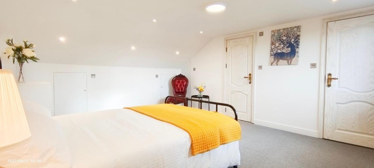 Marigold Villa Harrow Buitenkant foto