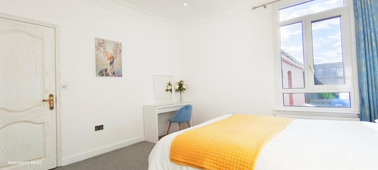 Marigold Villa Harrow Buitenkant foto
